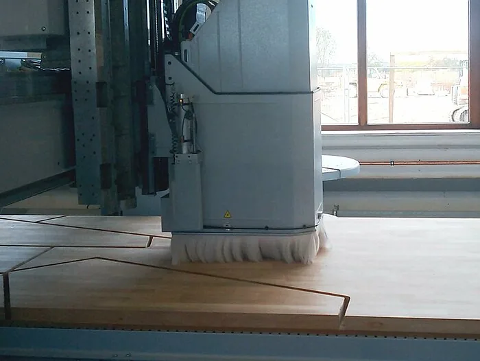 Prelucrarea unei componente din lemn pe un utilaj CNC